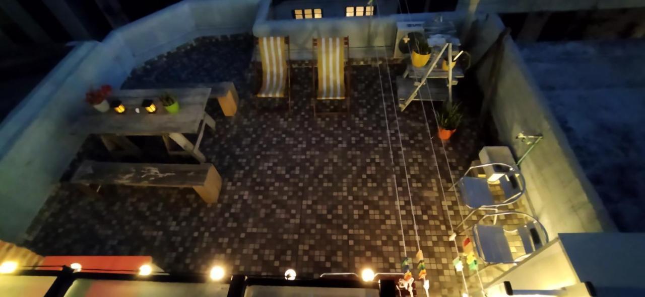 Villa House With Large Terrace, Jacuzzi And Gated Parking For One Car Montevideo Exterior foto