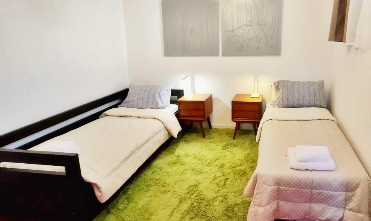 Villa House With Large Terrace, Jacuzzi And Gated Parking For One Car Montevideo Exterior foto
